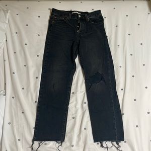 Womens Levi’s Wedgie Straight Fit Black jeans, size 26